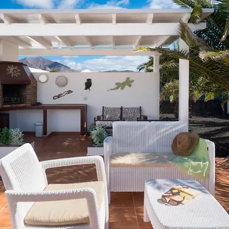 Casa Olivia Villa *